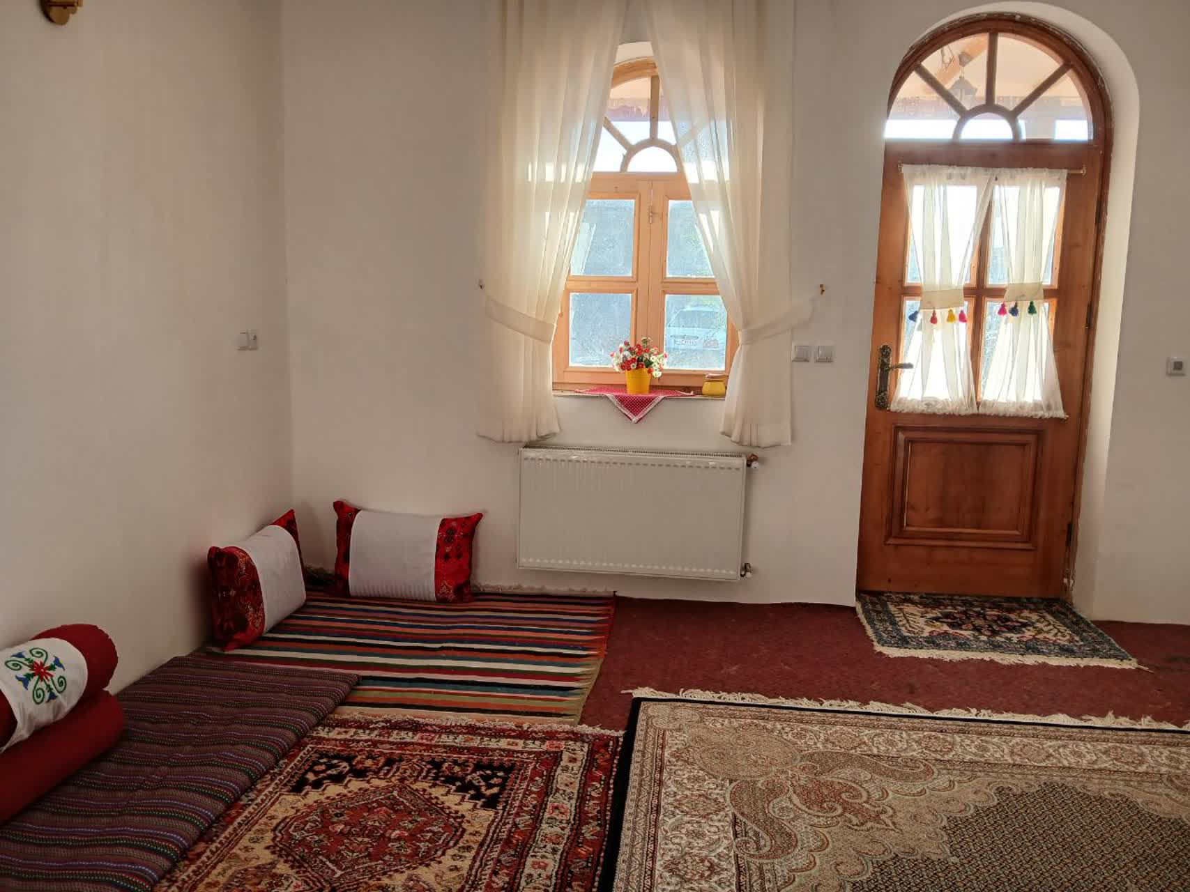 خانه گل شمعدانی